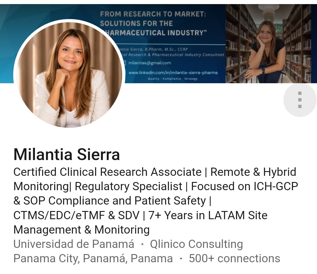 Perfil de LinkedIn optimizado con banner profesional y titular con palabras clave del sector